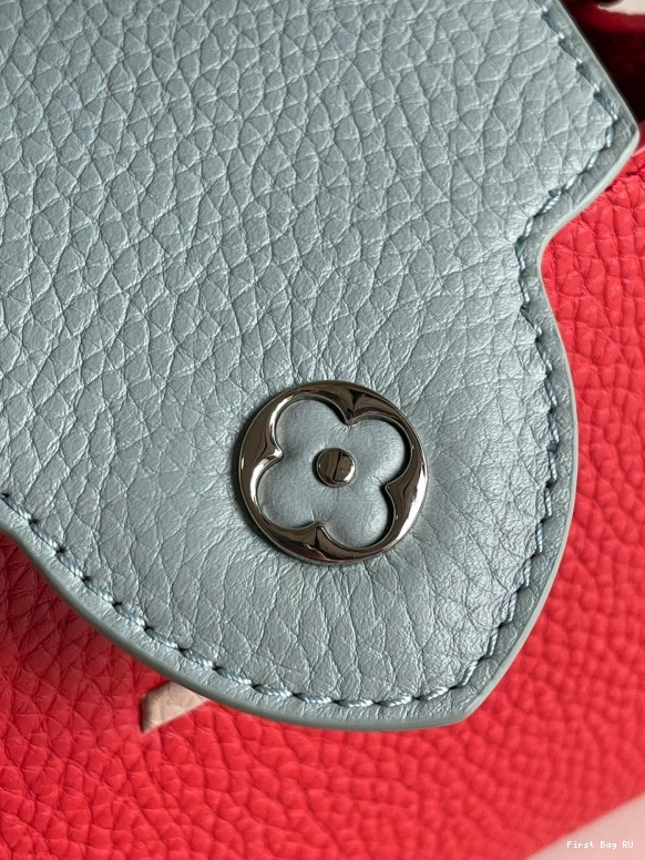 First bag ru MINI CAPUCINES VUITTON LOUIS 0805